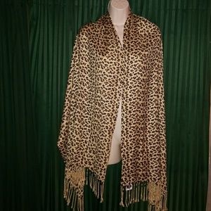 Smart trend leopard print scarf
